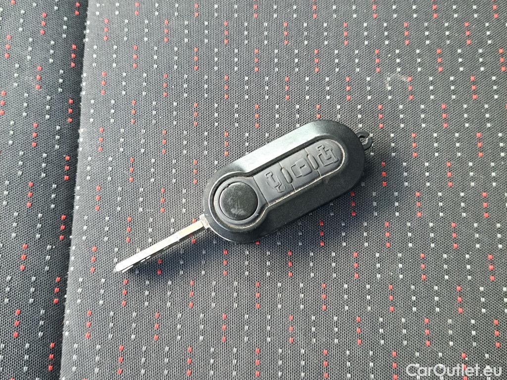  Peugeot  Boxer PEUGEOT  / 2014 / 4P / furgón 333 L2 H1 BHDI 103kW (140CV) S&S 6 V. M (AC) #24