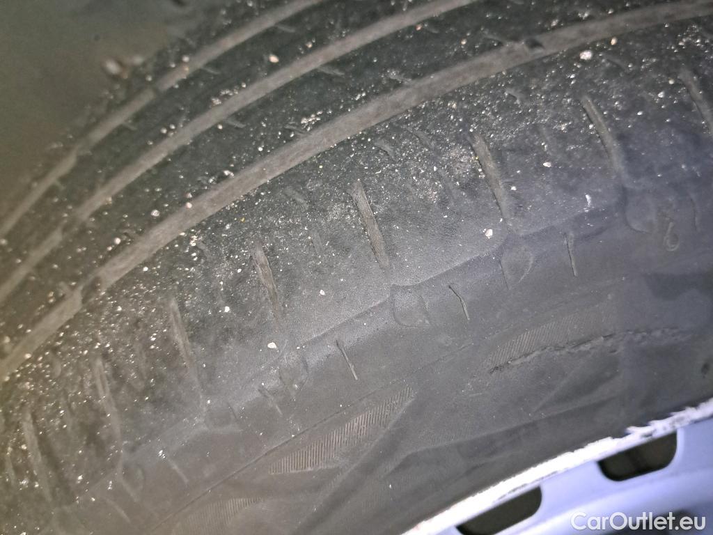  Citroen  Berlingo CITROEN  / 2018 / 4P / furgón derivado de turismo Talla M BlueHDi 100 #20