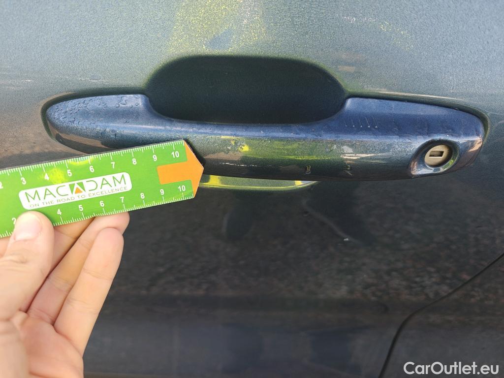  Ford  Kuga FORD  / 2019 / 5P / todoterreno Titanium 1.5 EcoBlue 88kW (120CV) #50