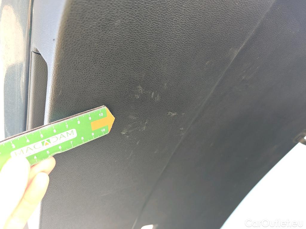  Ford  Kuga FORD  / 2019 / 5P / todoterreno Titanium 1.5 EcoBlue 88kW (120CV) #27