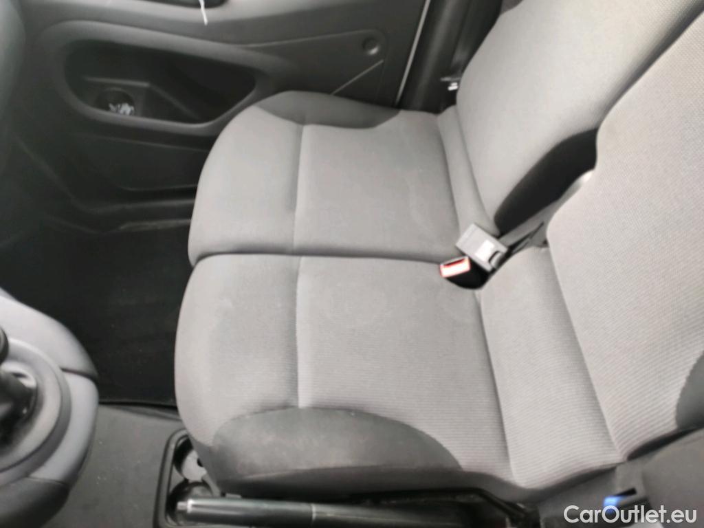  Peugeot  Partner PEUGEOT  VU 4p 2G furgón derivado de Furgón Confort PackL2 BlueHDi 73KW (100) #27