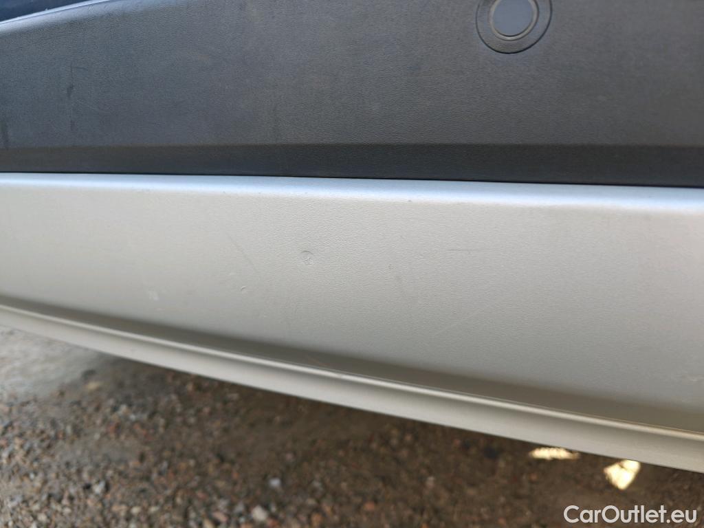  Ford  Kuga FORD  / 2019 / 5P / todoterreno Titanium 1.5 EcoBlue 88kW (120CV) #24