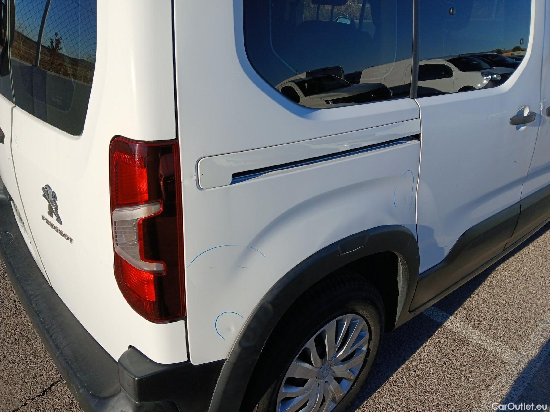  Peugeot  RIFTER PEUGEOT  / 2018 / 4P / combi Access Standard BlueHDi 73kW (CX) #29