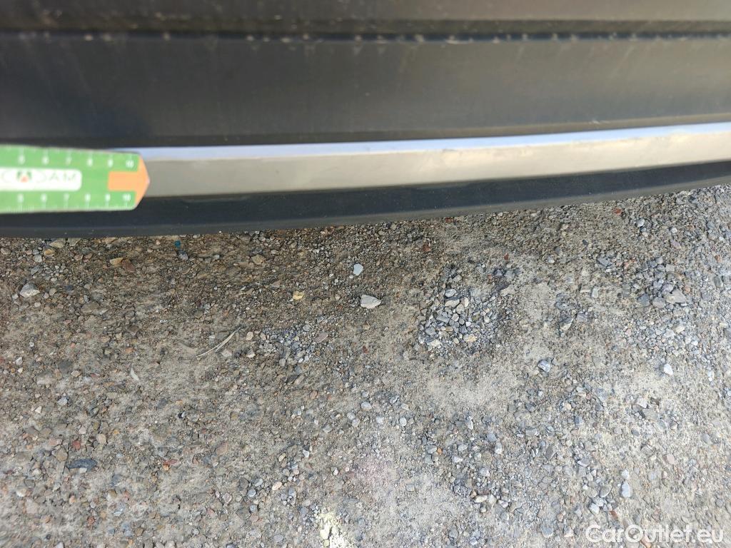  Volkswagen  T-CROSS VOLKSWAGEN  / 2018 / 5P / todoterreno Advance 1.0 TSI 85kW (115CV) DSG (AC) #17