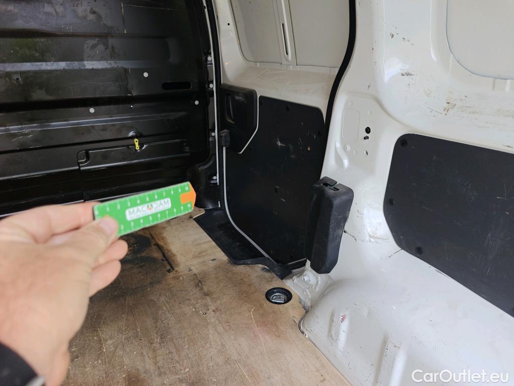  Citroen  Jumpy CITROEN  / 2016 / 4P / furgón Talla XS BlueHDi 120 S&S 6v CityVan #56