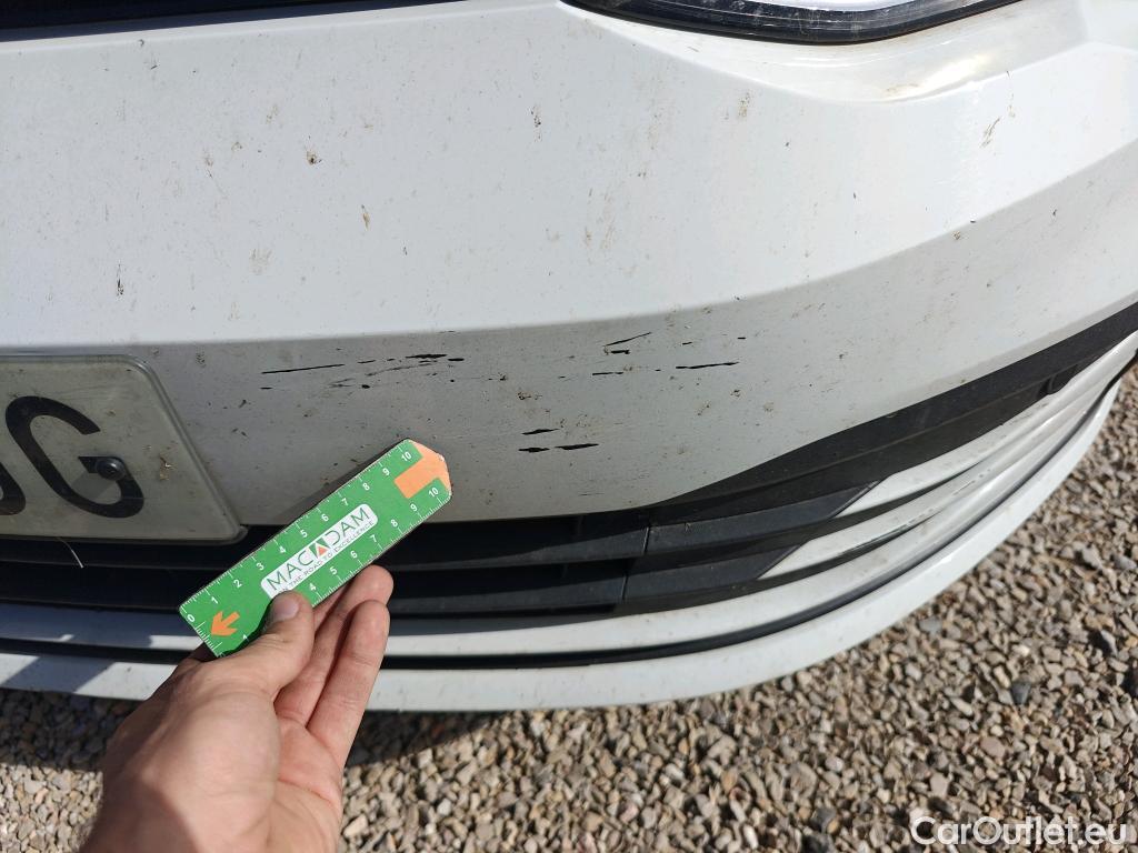  Volkswagen  Golf  VOLKSWAGEN / 2020 / 5P / familiar 2.0 TDI 85kW (115CV) DSG Variant #39