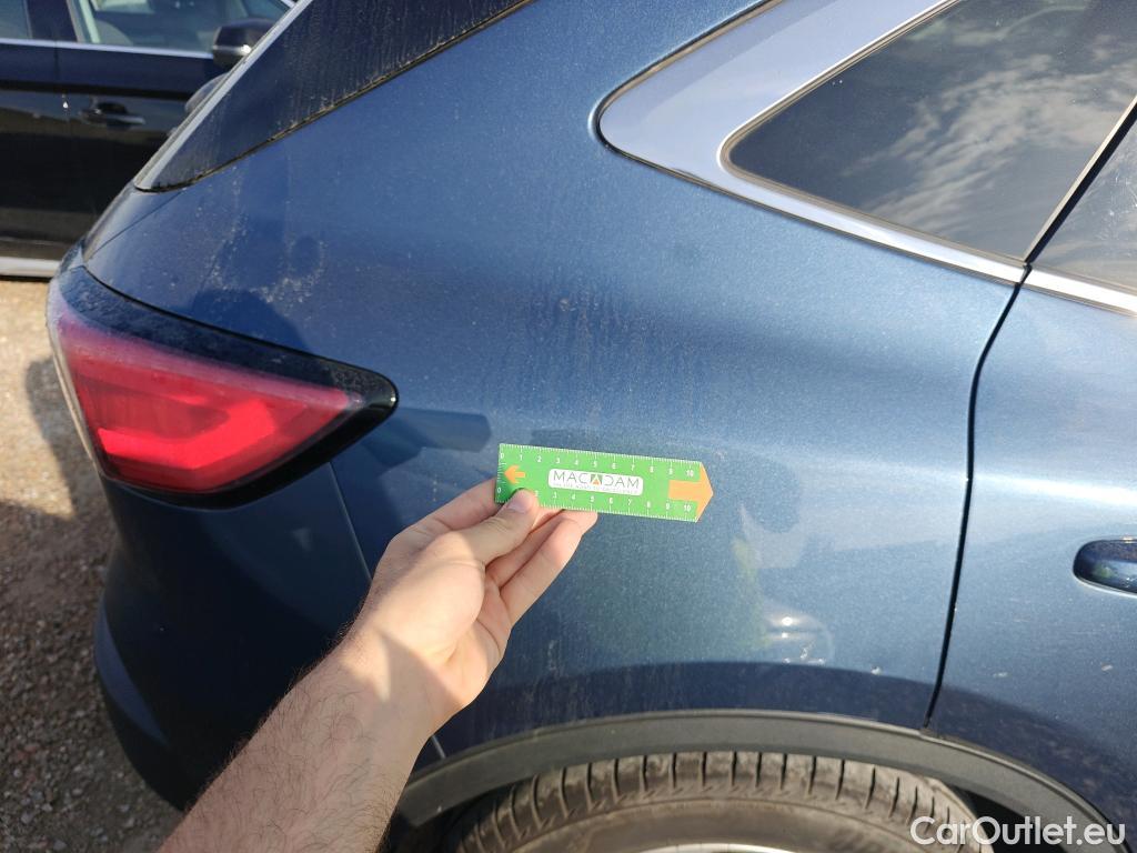  Ford  Kuga FORD  / 2019 / 5P / todoterreno Titanium 1.5 EcoBlue 88kW (120CV) #13