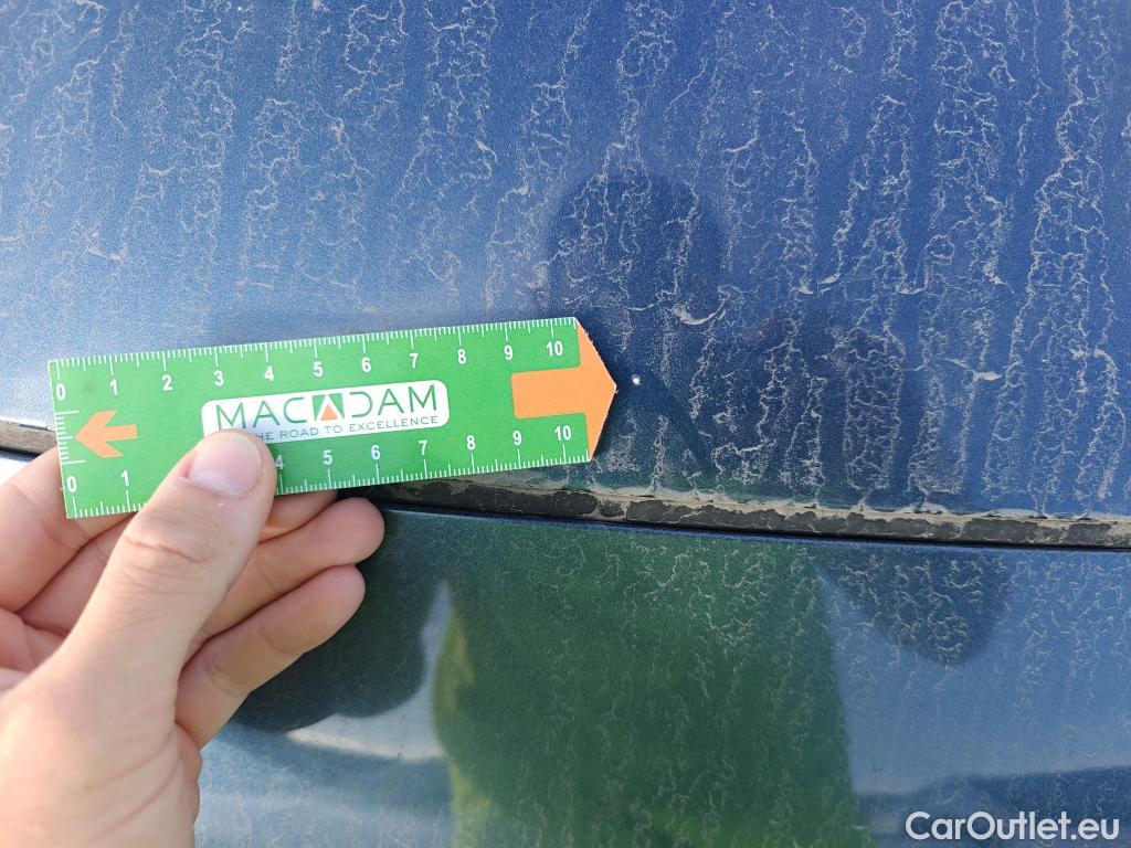  Ford  Kuga FORD  / 2019 / 5P / todoterreno Titanium 1.5 EcoBlue 88kW (120CV) #64