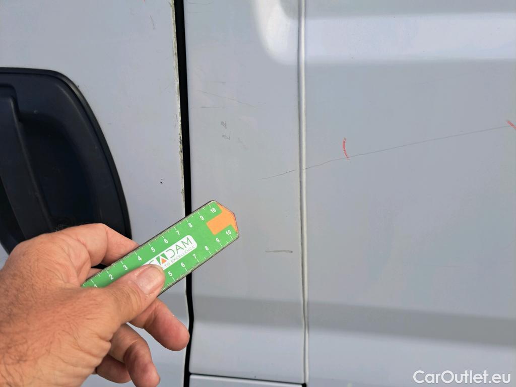  Peugeot  Boxer PEUGEOT  / 2014 / 4P / furgón 333 L2 H1 BHDI 103kW (140CV) S&S 6 V. M (AC) #101