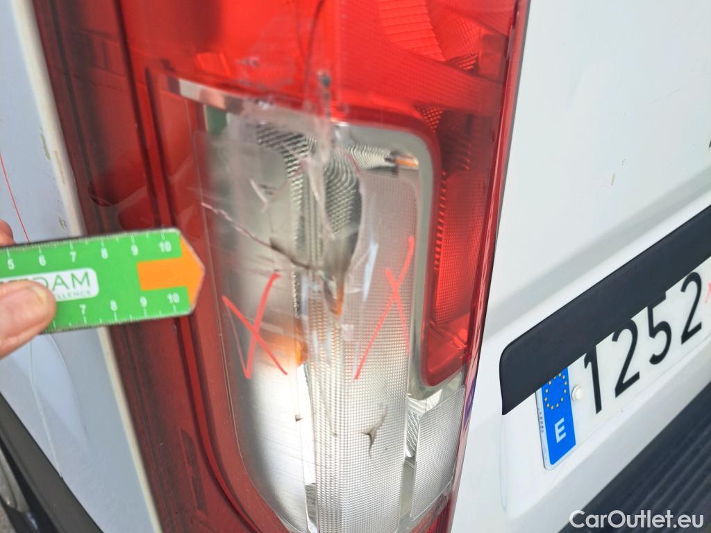  Peugeot  Boxer PEUGEOT  / 2014 / 4P / furgón 333 L2 H1 BHDI 103kW (140CV) S&S 6 V. M (AC) #8