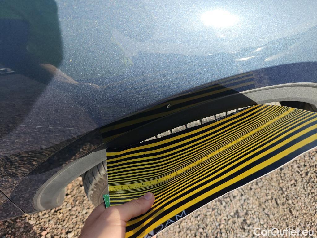  Ford  Kuga FORD  / 2019 / 5P / todoterreno Titanium 1.5 EcoBlue 88kW (120CV) #16