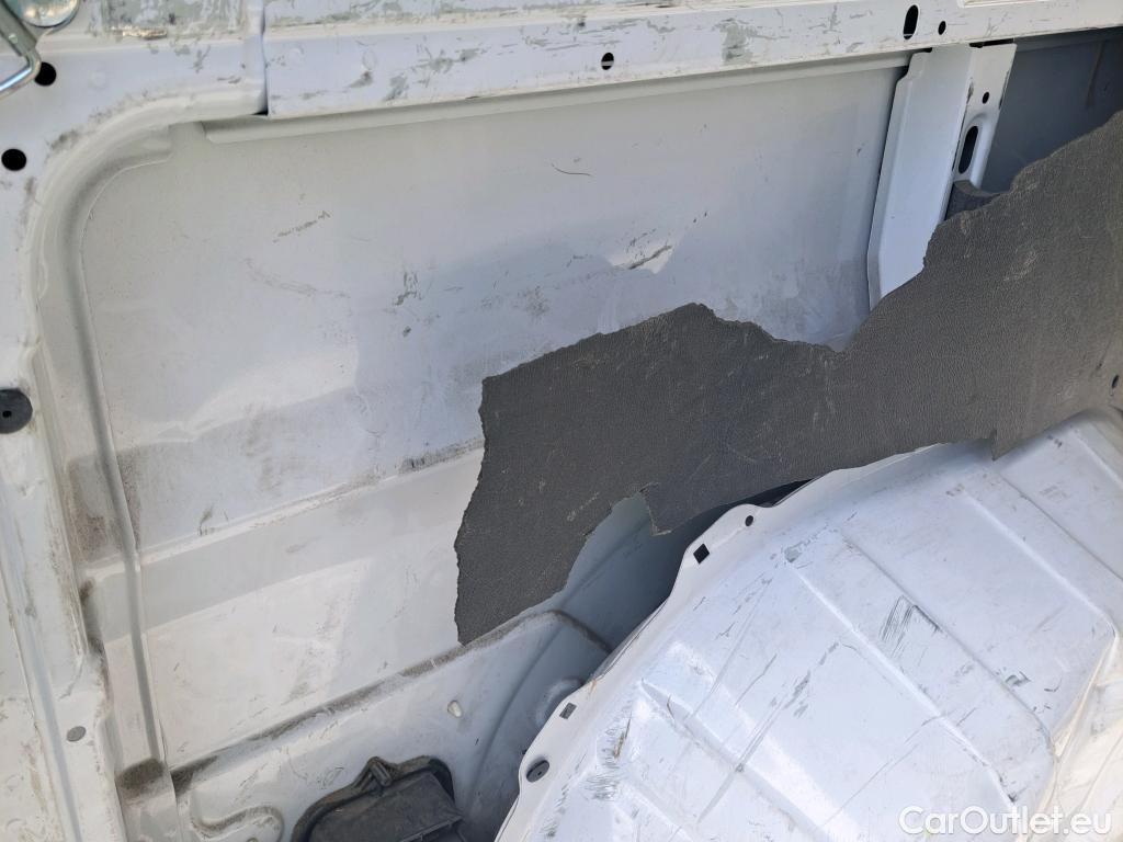  Peugeot  Boxer PEUGEOT  / 2014 / 4P / furgón 333 L2 H1 BHDI 103kW (140CV) S&S 6 V. M (AC) #44