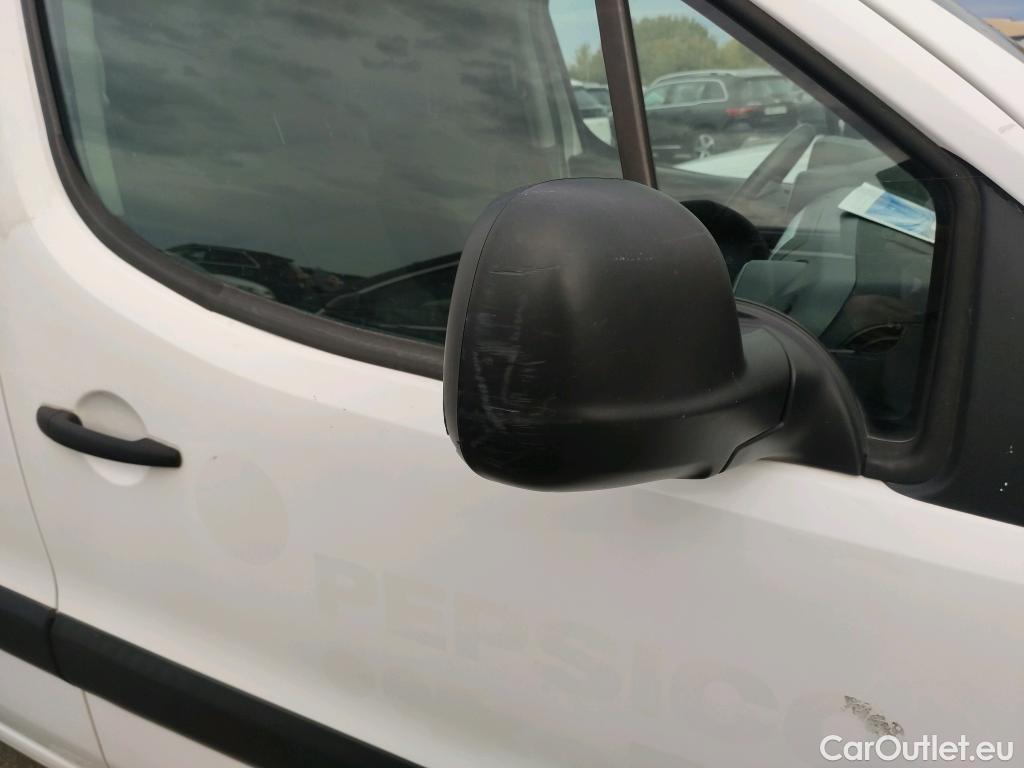  Peugeot  Partner PEUGEOT  VU 4p 2G furgón derivado de Furgón Confort PackL2 BlueHDi 73KW (100) #7