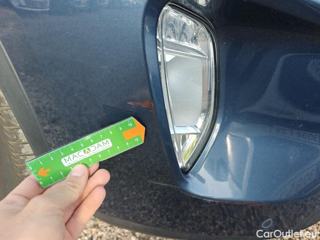  Ford  Kuga FORD  / 2019 / 5P / todoterreno Titanium 1.5 EcoBlue 88kW (120CV) #35