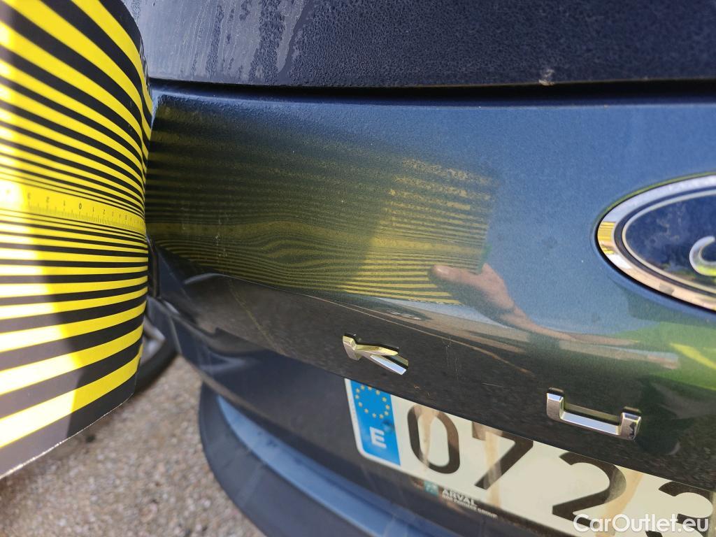  Ford  Kuga FORD  / 2019 / 5P / todoterreno Titanium 1.5 EcoBlue 88kW (120CV) #2