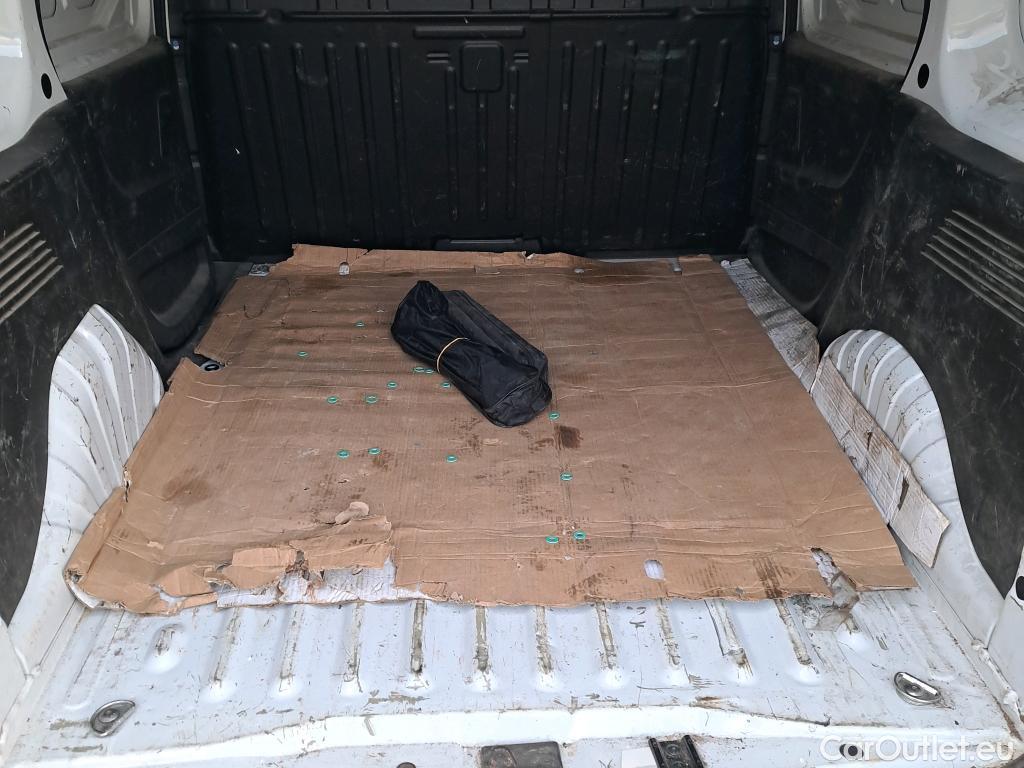  Citroen  Berlingo CITROEN  / 2018 / 4P / furgón derivado de turismo Talla M BlueHDi 100 #13