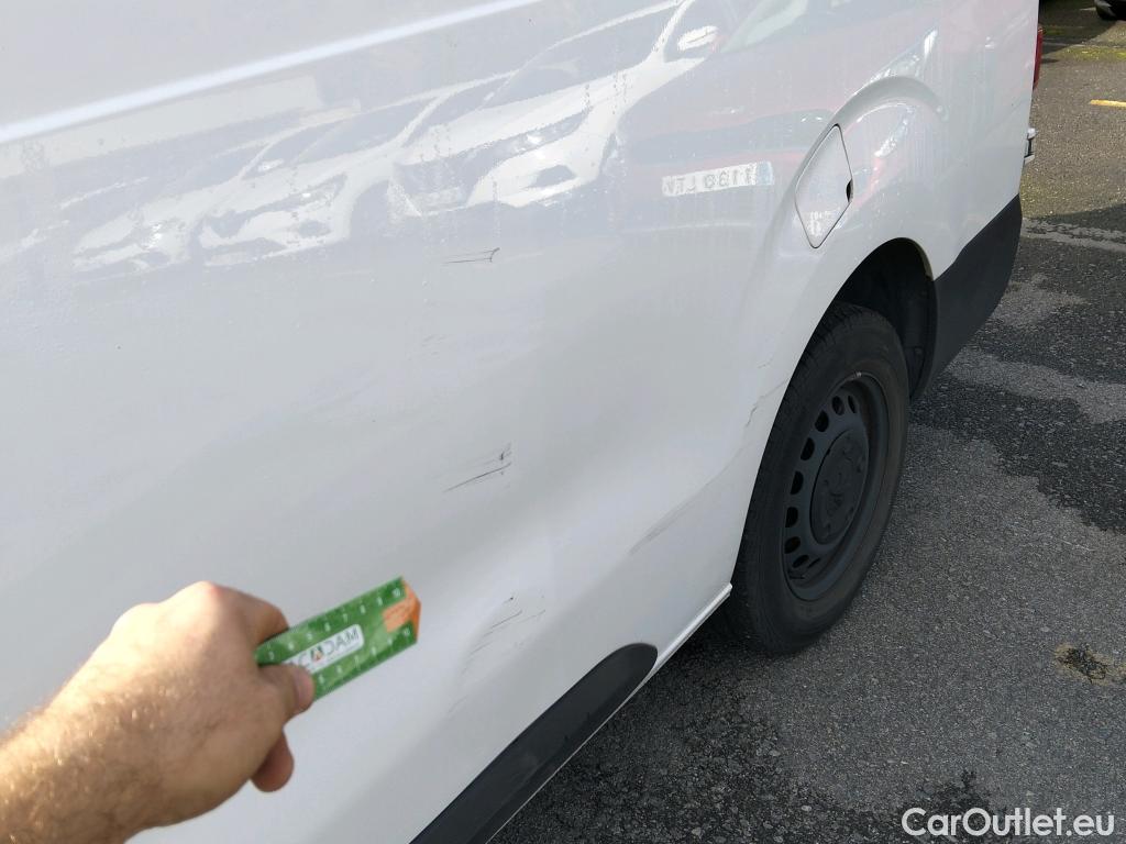  Peugeot  Expert PEUGEOT  / 2016 / 4P / furgón Furgón Pro 1.5 BlueHDi 100 Long #37