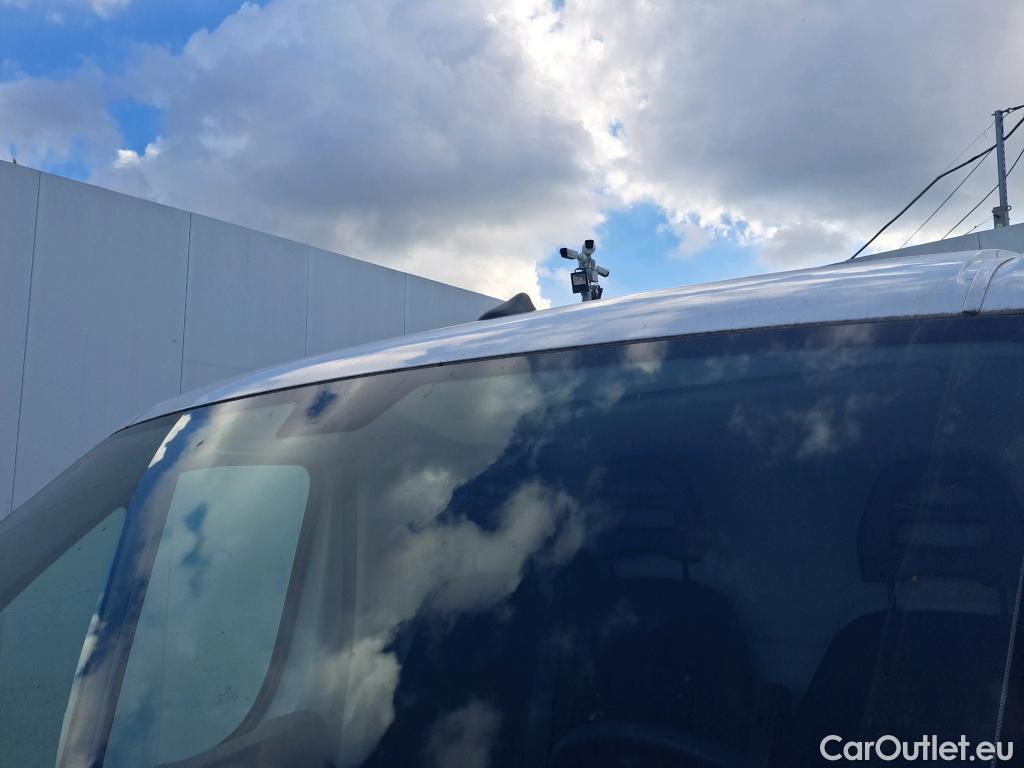  Peugeot  Boxer PEUGEOT  / 2014 / 4P / furgón 333 L2 H1 BHDI 103kW (140CV) S&S 6 V. M (AC) #104