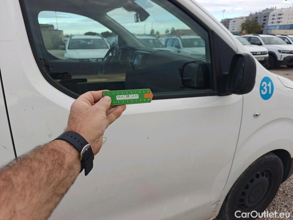  Citroen  Jumpy CITROEN  / 2016 / 4P / furgón Talla XS BlueHDi 120 S&S 6v CityVan #32