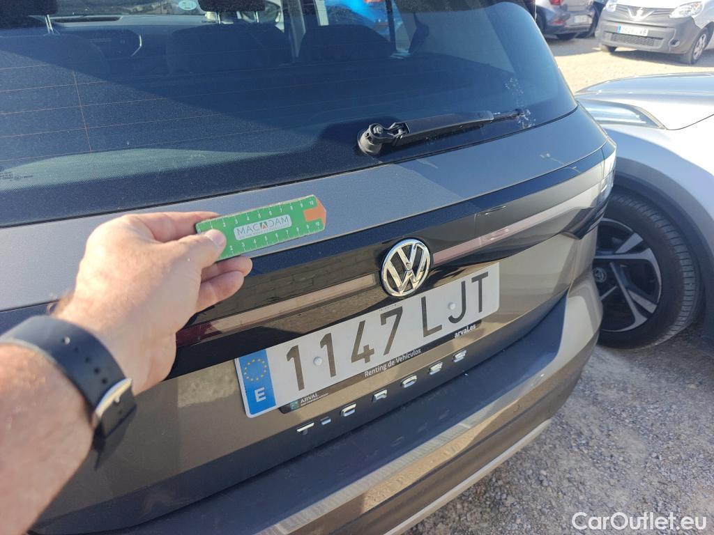  Volkswagen  T-CROSS VOLKSWAGEN  / 2018 / 5P / todoterreno Advance 1.0 TSI 85kW (115CV) DSG (AC) #9