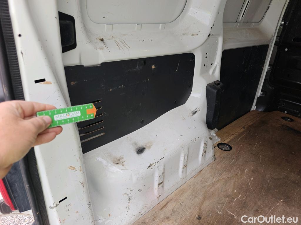  Citroen  Jumpy CITROEN  / 2016 / 4P / furgón Talla XS BlueHDi 120 S&S 6v CityVan #61