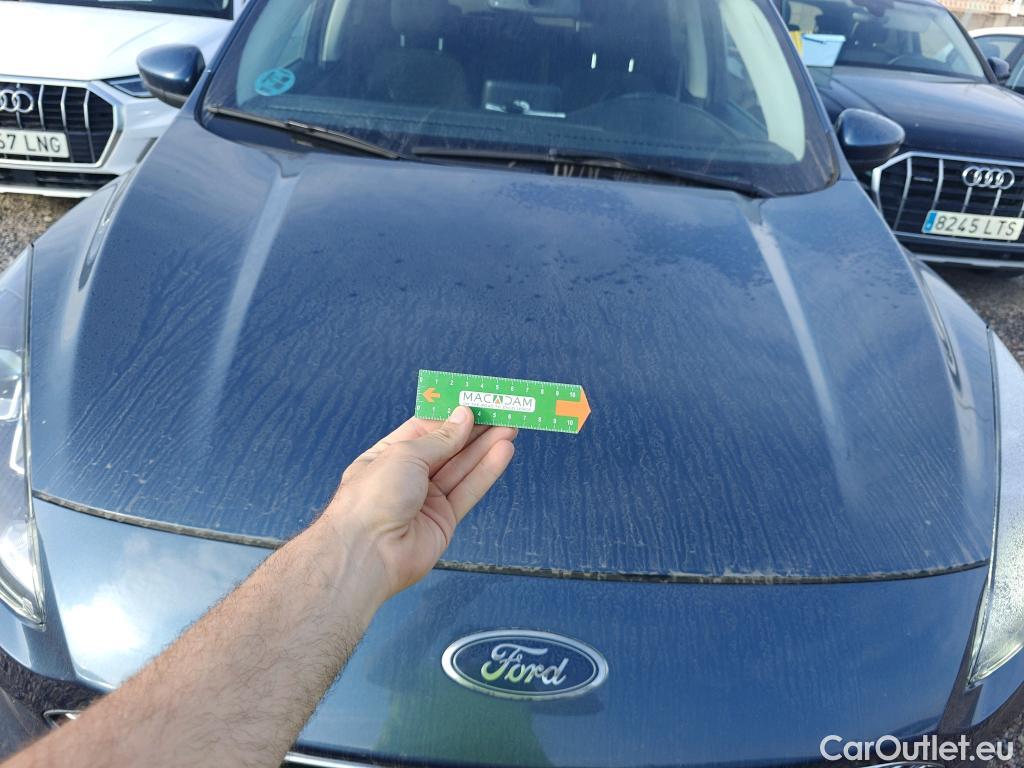  Ford  Kuga FORD  / 2019 / 5P / todoterreno Titanium 1.5 EcoBlue 88kW (120CV) #63