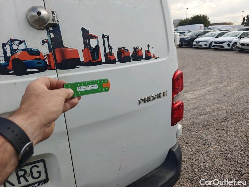  Toyota  Proace TOYOTA  / 2016 / 4P / furgón FU. MEDIO (L1) 2.0D 90kW COMFORT CARGA + #14