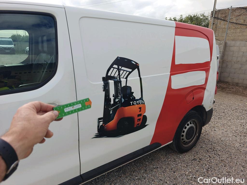  Toyota  Proace TOYOTA  / 2016 / 4P / furgón FU. MEDIO (L1) 2.0D 90kW COMFORT CARGA + #27