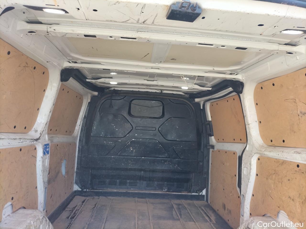  Ford  Transit  Custom Furgón 280 L1 Trend TDCi 105CV MT6 E6dT #63