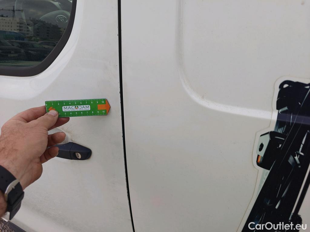  Toyota  Proace TOYOTA  / 2016 / 4P / furgón FU. MEDIO (L1) 2.0D 90kW COMFORT CARGA + #37