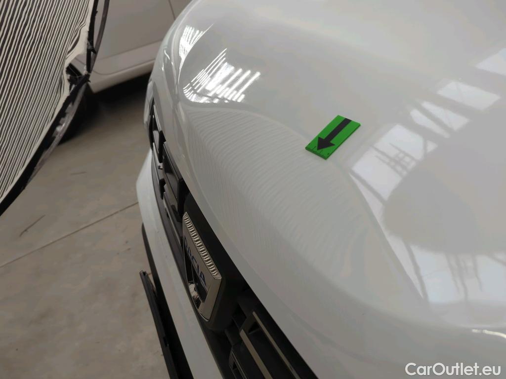  Dacia  Duster 1.5 Blue dCi 115CP Comfort 4WD #103