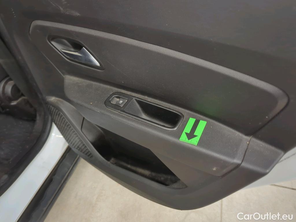  Dacia  Duster 1.5 Blue dCi 115CP Comfort 4WD #111