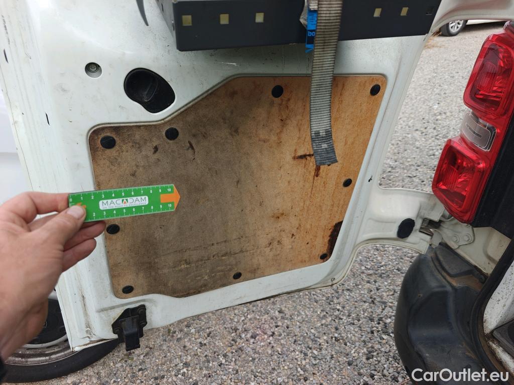  Toyota  Proace TOYOTA  / 2016 / 4P / furgón FU. MEDIO (L1) 2.0D 90kW COMFORT CARGA + #65