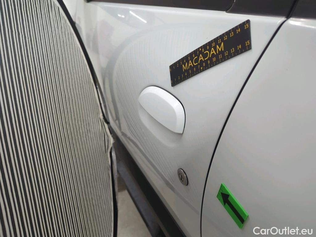  Dacia  Duster 1.5 Blue dCi 115CP Comfort 4WD #21