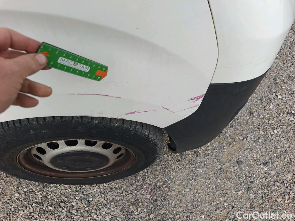  Toyota  Proace TOYOTA  / 2016 / 4P / furgón FU. MEDIO (L1) 2.0D 90kW COMFORT CARGA + #47