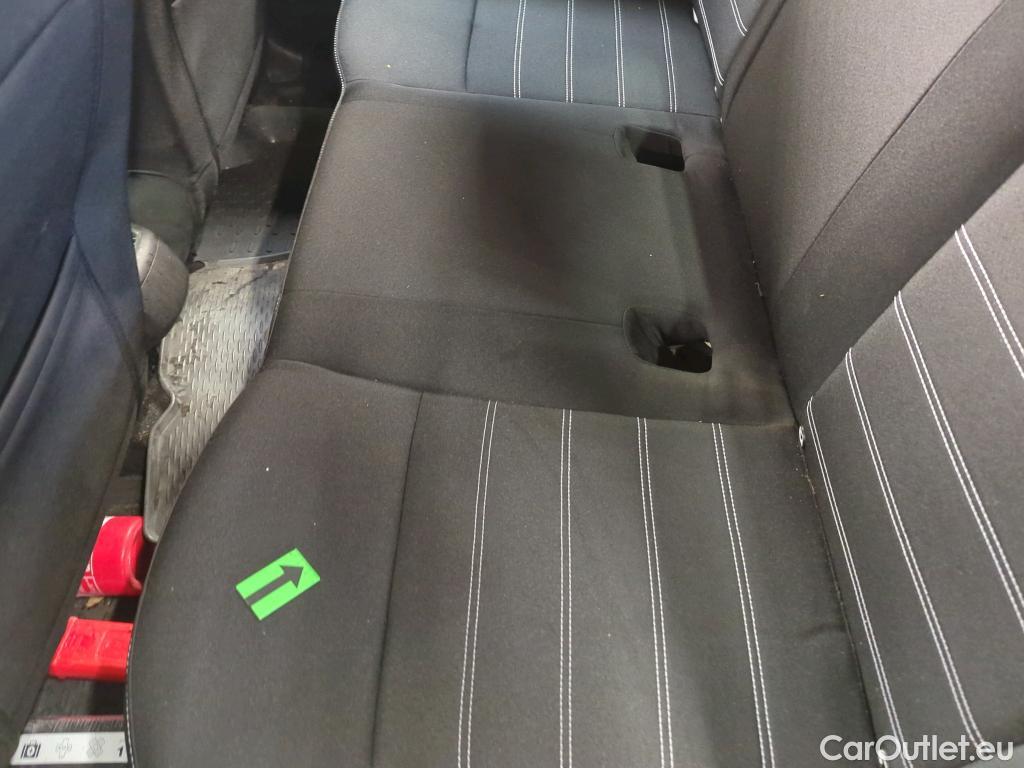  Dacia  Duster 1.5 Blue dCi 115CP Comfort 4WD #77