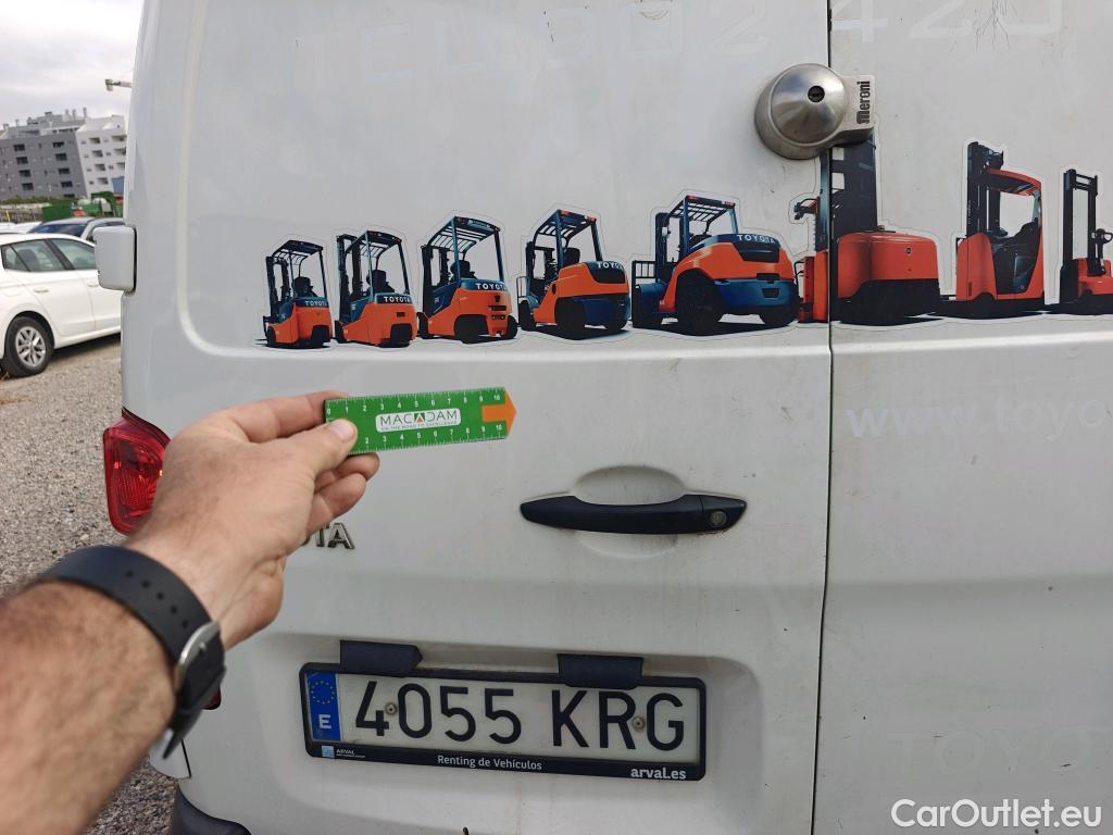  Toyota  Proace TOYOTA  / 2016 / 4P / furgón FU. MEDIO (L1) 2.0D 90kW COMFORT CARGA + #11