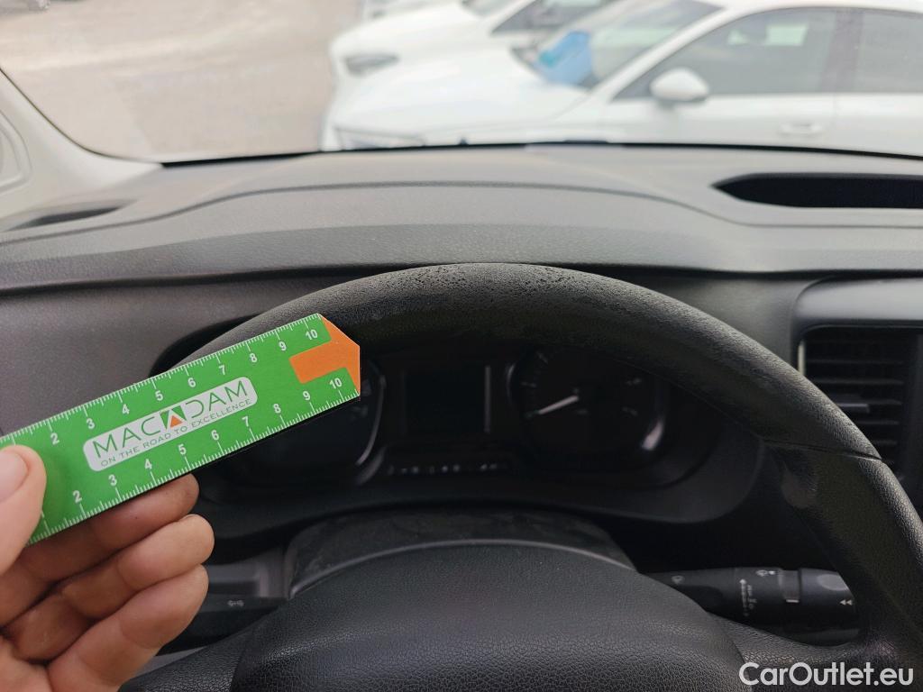  Toyota  Proace TOYOTA  / 2016 / 4P / furgón FU. MEDIO (L1) 2.0D 90kW COMFORT CARGA + #50