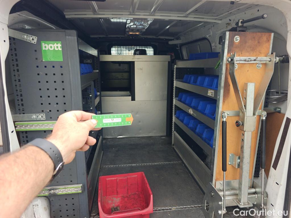  Toyota  Proace TOYOTA  / 2016 / 4P / furgón FU. MEDIO (L1) 2.0D 90kW COMFORT CARGA + #61