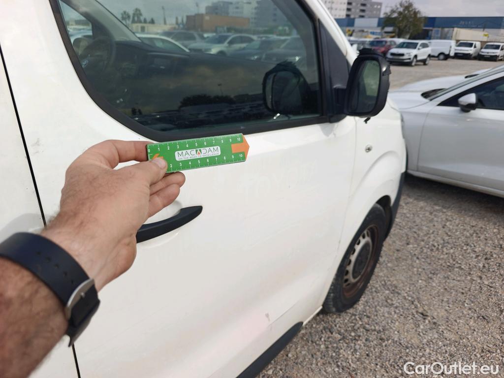  Toyota  Proace TOYOTA  / 2016 / 4P / furgón FU. MEDIO (L1) 2.0D 90kW COMFORT CARGA + #33