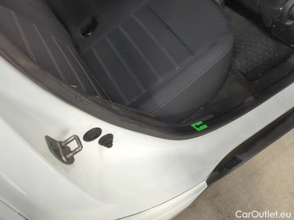  Dacia  Duster 1.5 Blue dCi 115CP Comfort 4WD #58