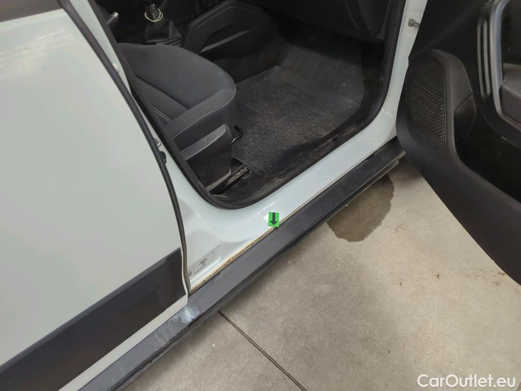  Dacia  Duster 1.5 Blue dCi 115CP Comfort 4WD #122