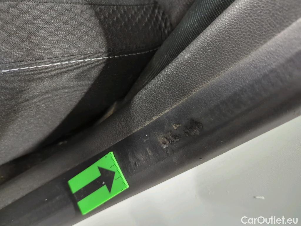  Dacia  Duster 1.5 Blue dCi 115CP Comfort 4WD #57