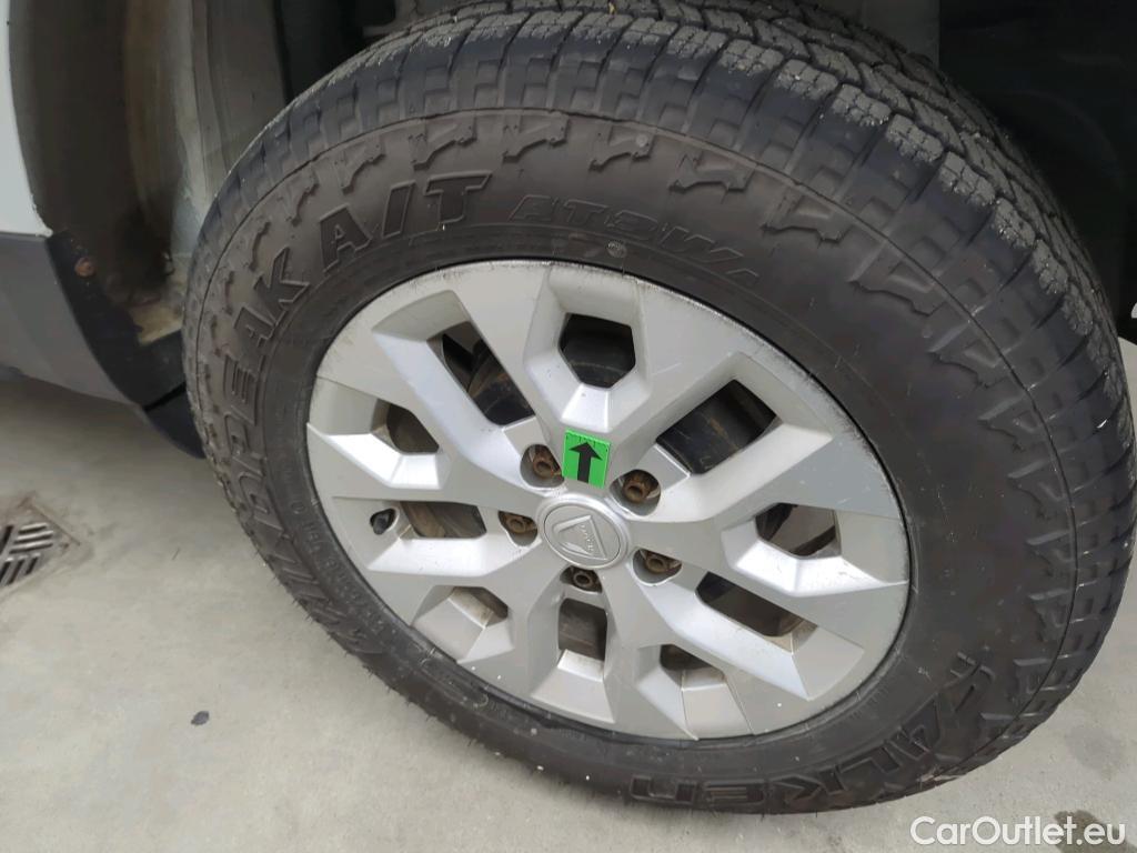  Dacia  Duster 1.5 Blue dCi 115CP Comfort 4WD #46