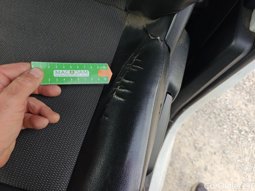  Toyota  Proace TOYOTA  / 2016 / 4P / furgón FU. MEDIO (L1) 2.0D 90kW COMFORT CARGA + #39