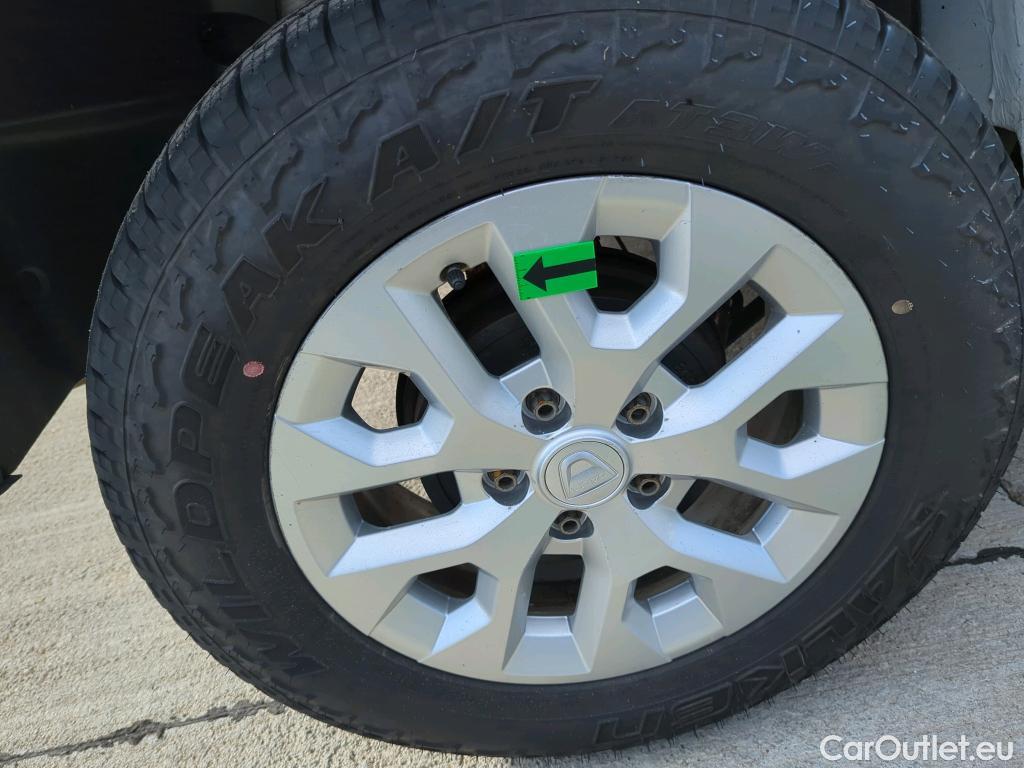  Dacia  Duster 1.5 Blue dCi 115CP Comfort 4WD #15