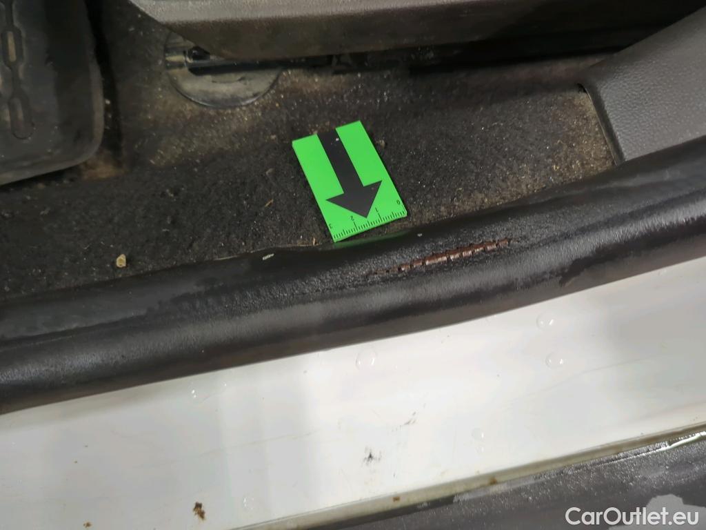  Dacia  Duster 1.5 Blue dCi 115CP Comfort 4WD #55