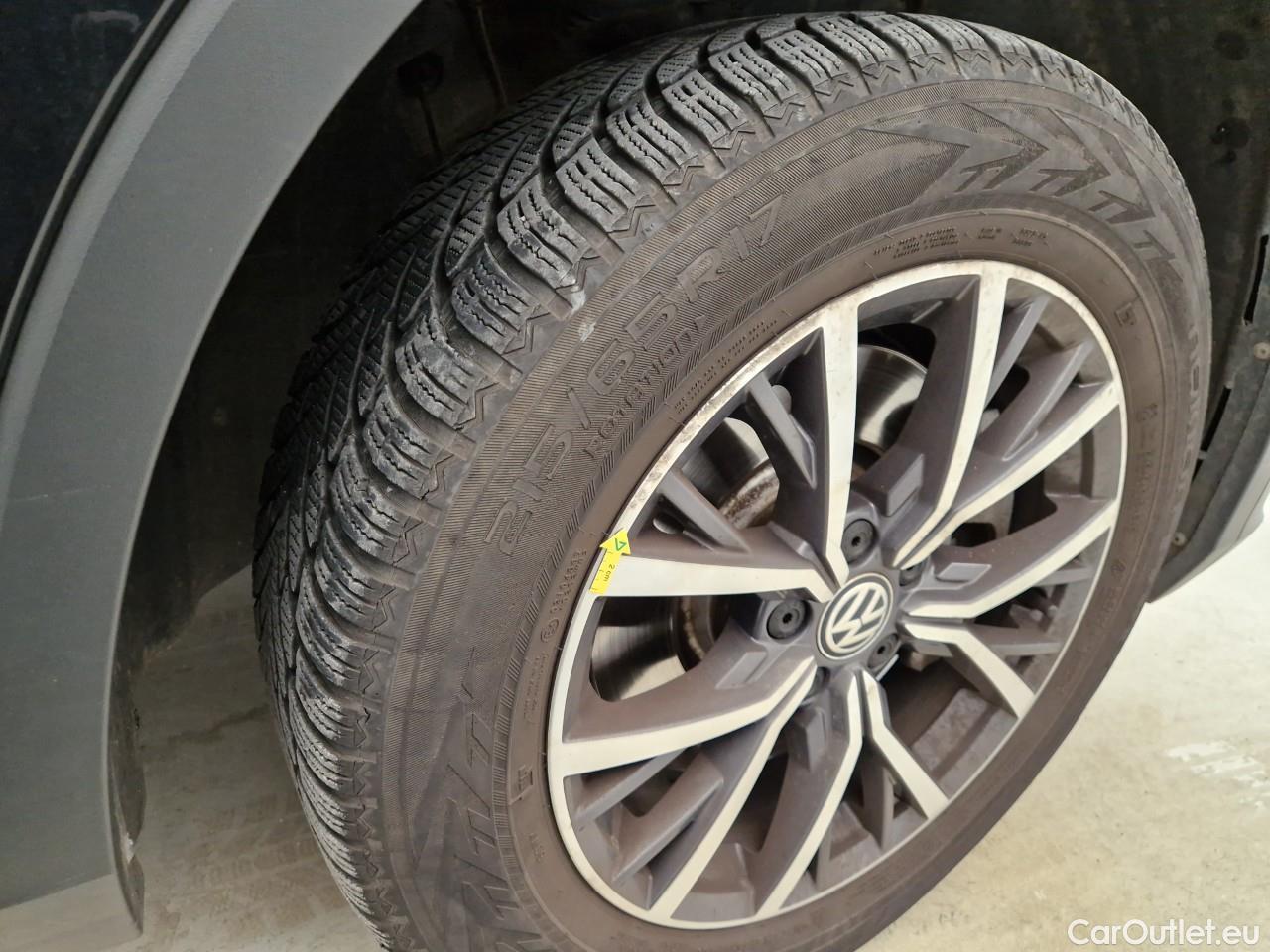  Volkswagen  Tiguan 2.0 TDI 200CP Comfortline DSG 4M #25