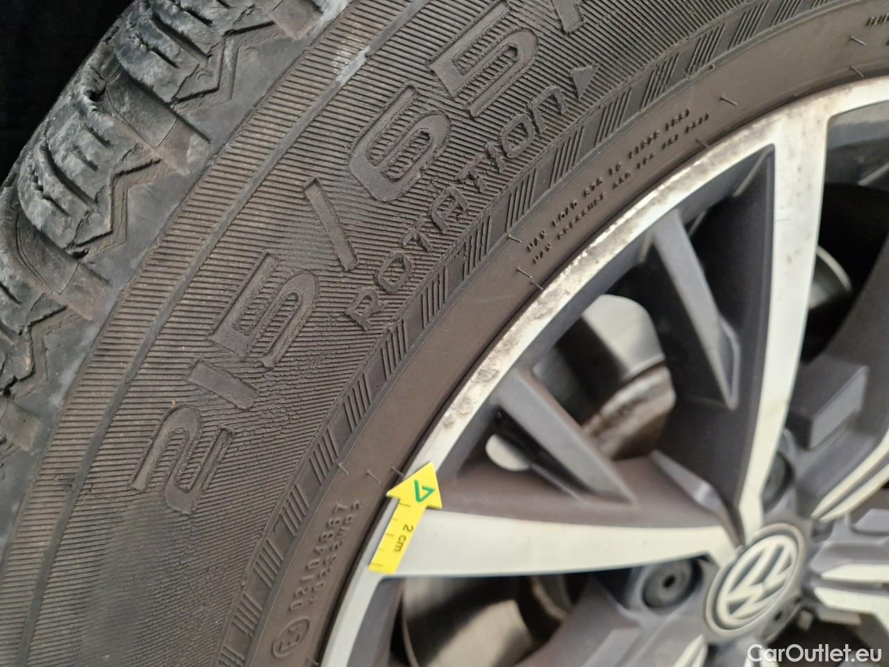  Volkswagen  Tiguan 2.0 TDI 200CP Comfortline DSG 4M #26