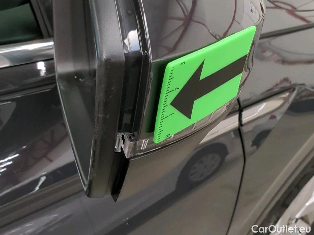  Volkswagen  Tiguan Elegance 2.0 TDI 200CP DSG 4Motion #26